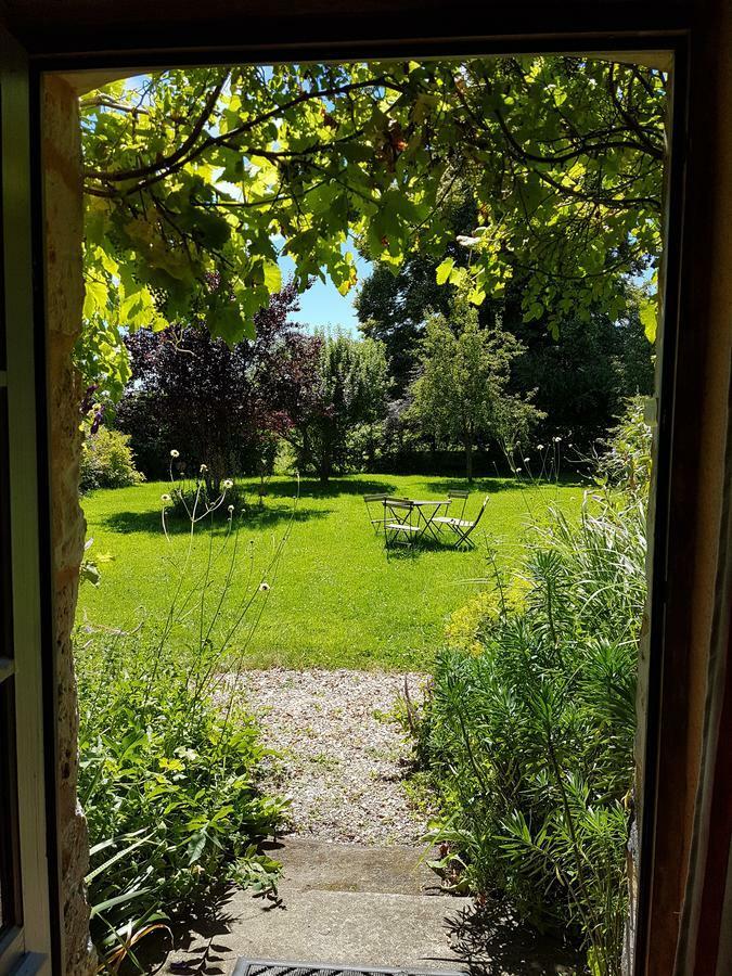 Le Bourgis Bed & Breakfast La Chapelle-Montligeon Eksteriør bilde