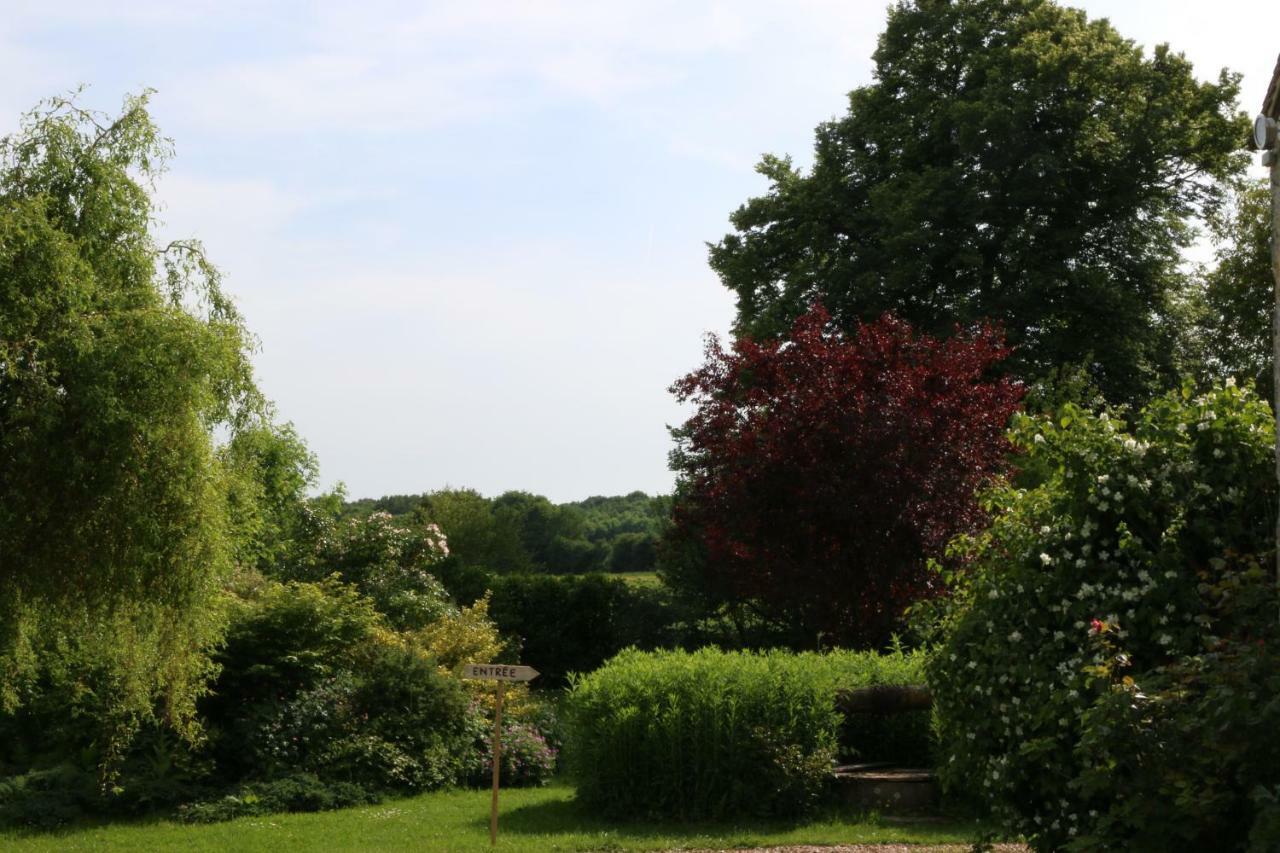 Le Bourgis Bed & Breakfast La Chapelle-Montligeon Eksteriør bilde