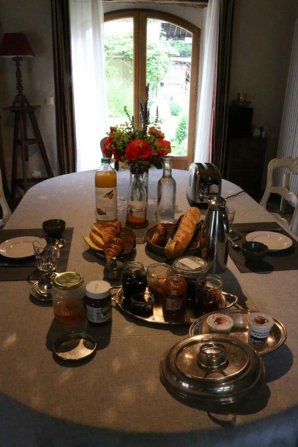 Le Bourgis Bed & Breakfast La Chapelle-Montligeon Eksteriør bilde