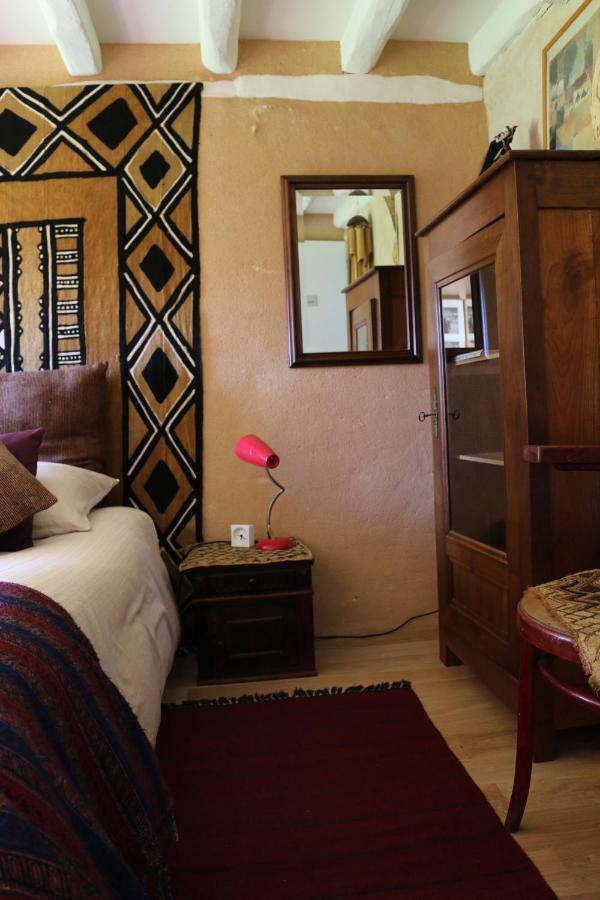 Le Bourgis Bed & Breakfast La Chapelle-Montligeon Eksteriør bilde